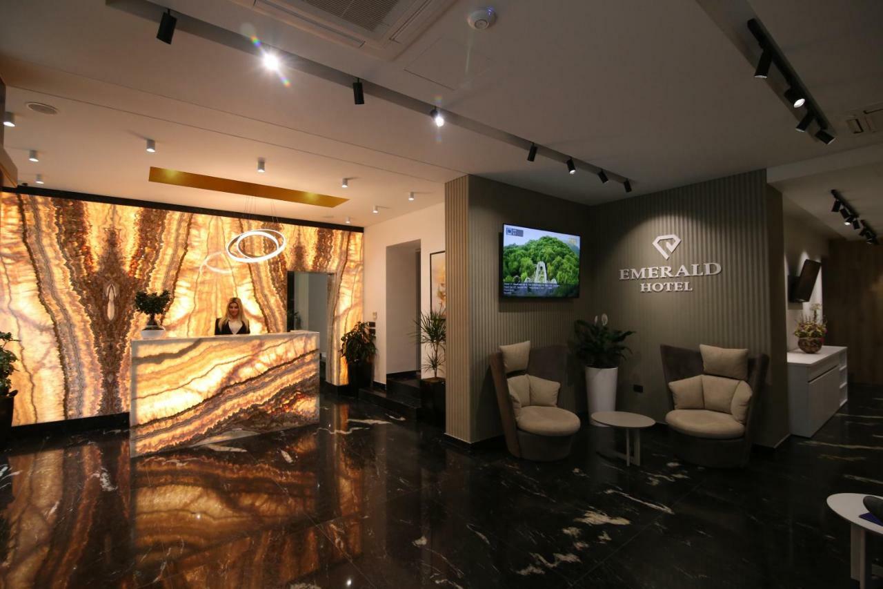 Emerald Boutique Hotel Tirana Exterior photo